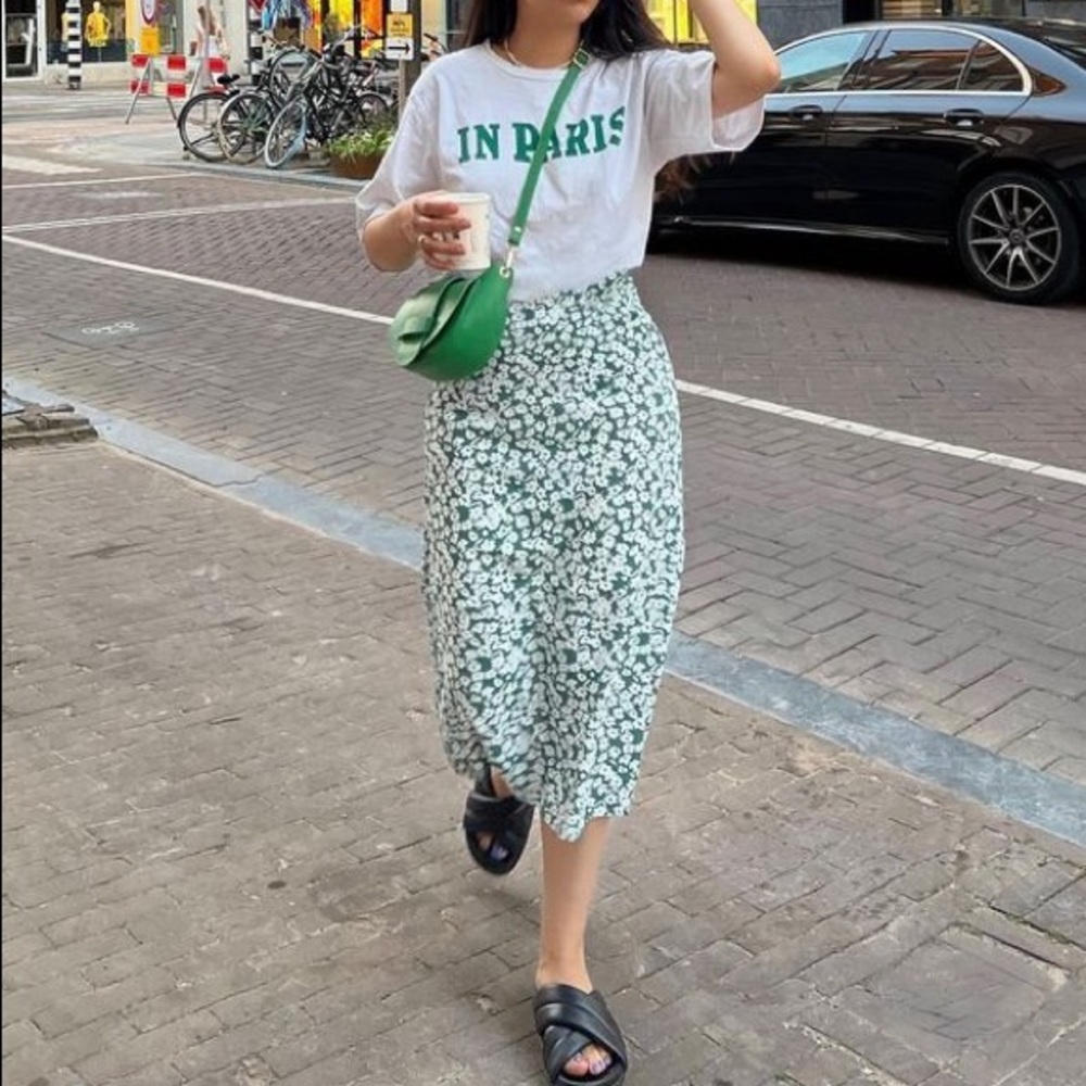 NWT Green Ditsy Floral Midi Skirt